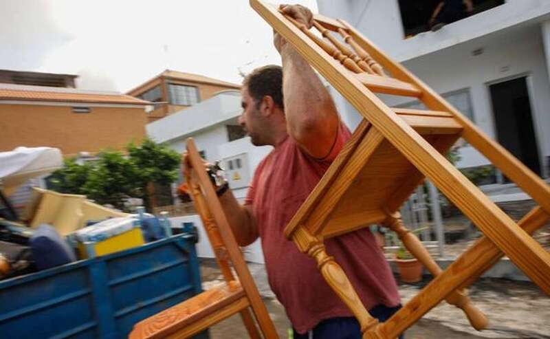 Imagen de archivo de un desalojo de viviendas afectadas por la erupción / Europa Press